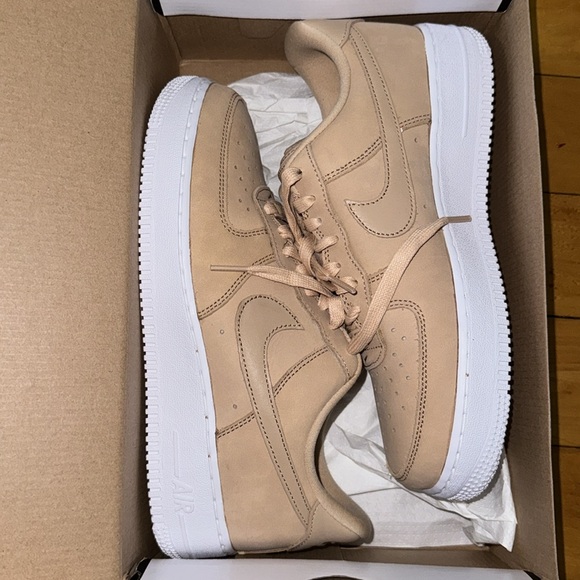 NWT Nike Air Force 1 PRM Mf Womens Shoes Vachetta Tan/White - Picture 5 of 6